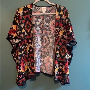 Light sweater, jacket, shirt thing